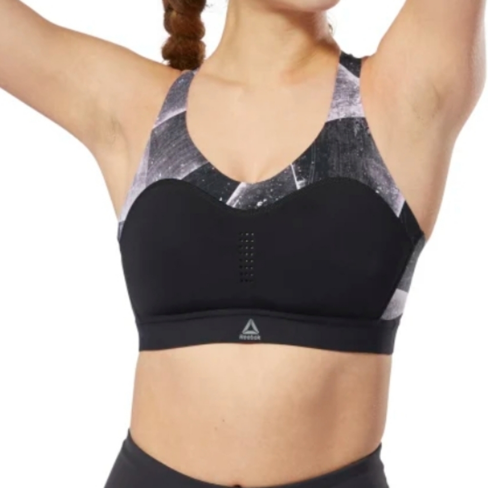 NWT Reebok sports bra